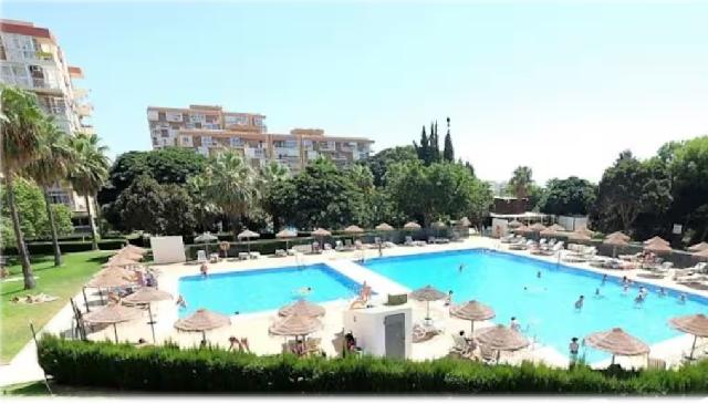 Imagen 2 Inmueble 303680 - Planta Baja en venta en Benalmádena / En el centro del turismo en Benalmádena, playa andando