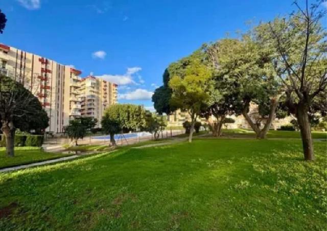 Imagen 3 Inmueble 303680 - Planta Baja en venta en Benalmádena / En el centro del turismo en Benalmádena, playa andando