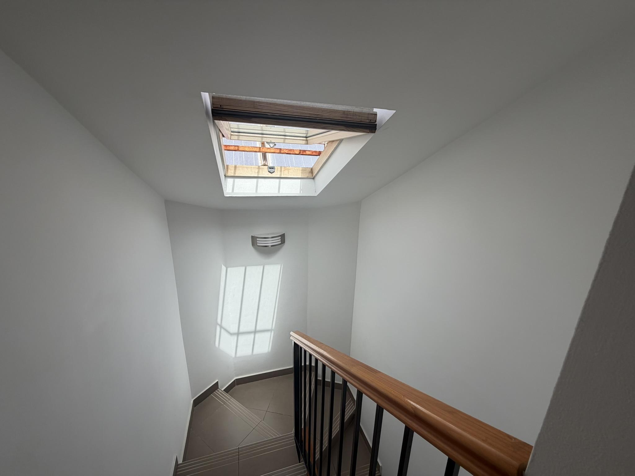 Imagen 15 Casa Pareada en venta en Benalmádena / A 10 min andando de Puerto Marina y la playa
