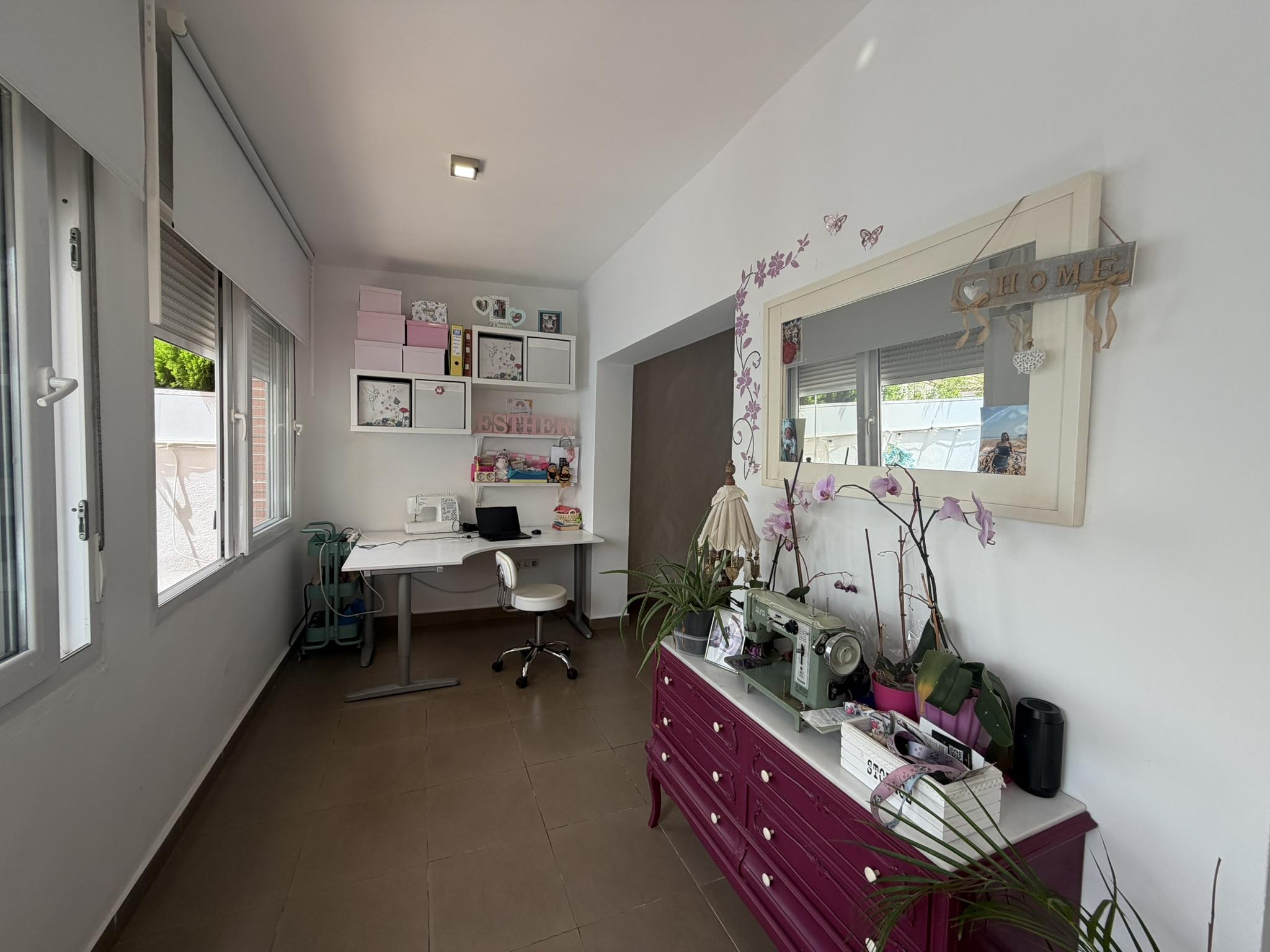 Imagen 4 Casa Pareada en venta en Benalmádena / A 10 min andando de Puerto Marina y la playa