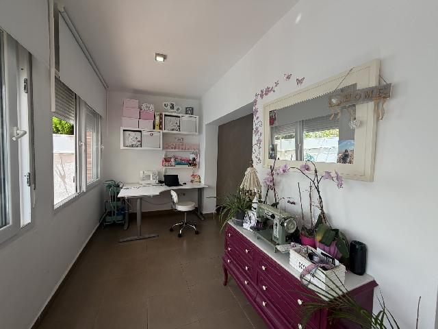 Imagen 4 Inmueble 304602 - Casa Pareada en venta en Benalmádena / A 10 min andando de Puerto Marina y la playa