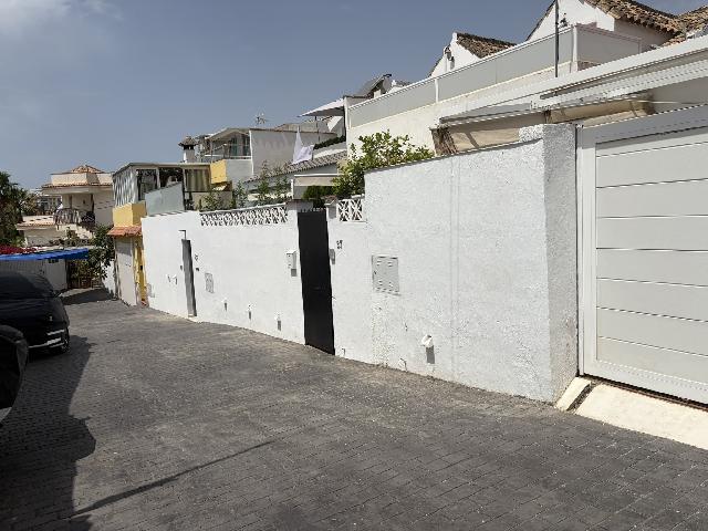 Imagen 24 Inmueble 304602 - Casa Pareada en venta en Benalmádena / A 10 min andando de Puerto Marina y la playa