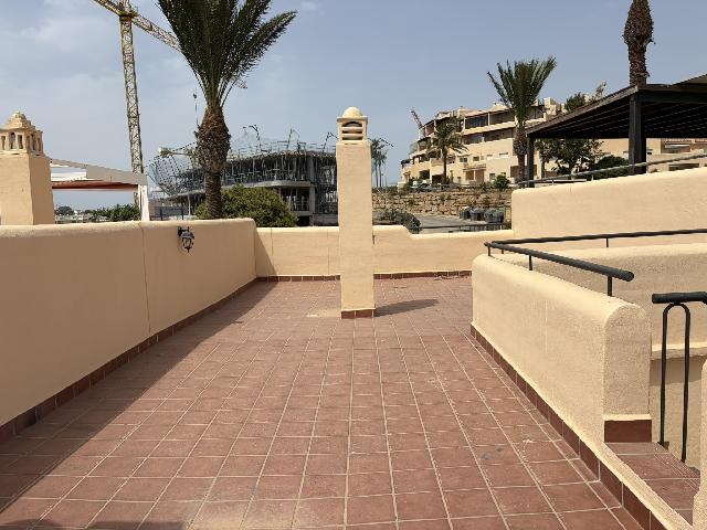 Imagen 3 Inmueble 304899 - Casa Adosada en venta en Mijas / Urbanización privada, con vigilancia, piscina y Tenis