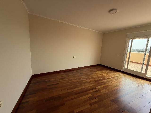 Imagen 4 Inmueble 304899 - Casa Adosada en venta en Mijas / Urbanización privada, con vigilancia, piscina y Tenis