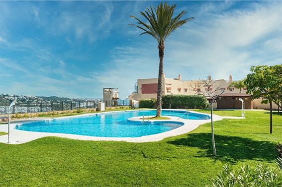 Imagen 36 Inmueble 304899 - Casa Adosada en venta en Mijas / Urbanización privada, con vigilancia, piscina y Tenis