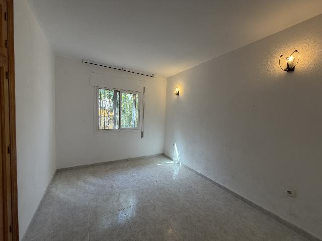 Imagen 13 Inmueble 305251 - Casa Aislada en venta en Benalmádena / Urbanización tranquila, 5 min de los comercios