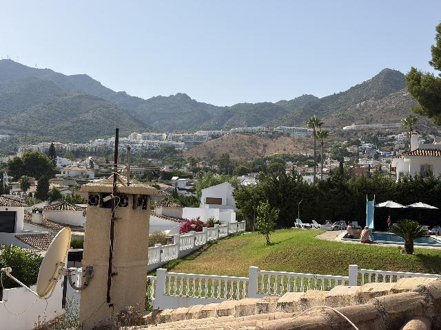 Imagen 22 Inmueble 305251 - Casa Aislada en venta en Benalmádena / Urbanización tranquila, 5 min de los comercios