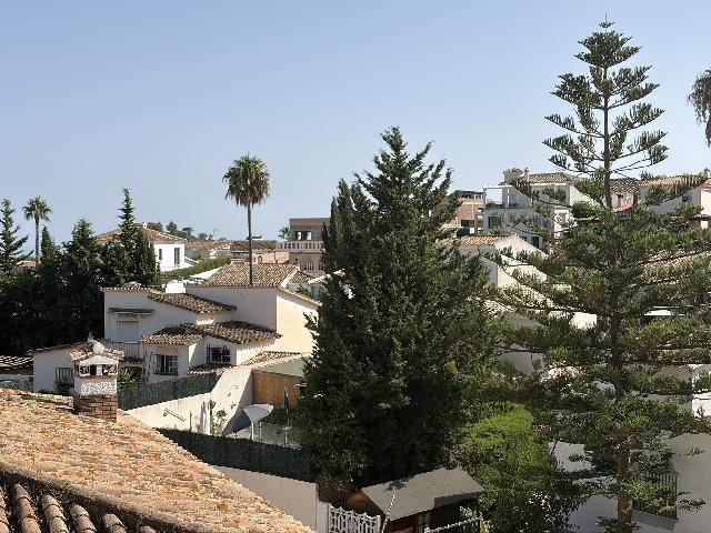 Imagen 21 Inmueble 305251 - Casa Aislada en venta en Benalmádena / Urbanización tranquila, 5 min de los comercios