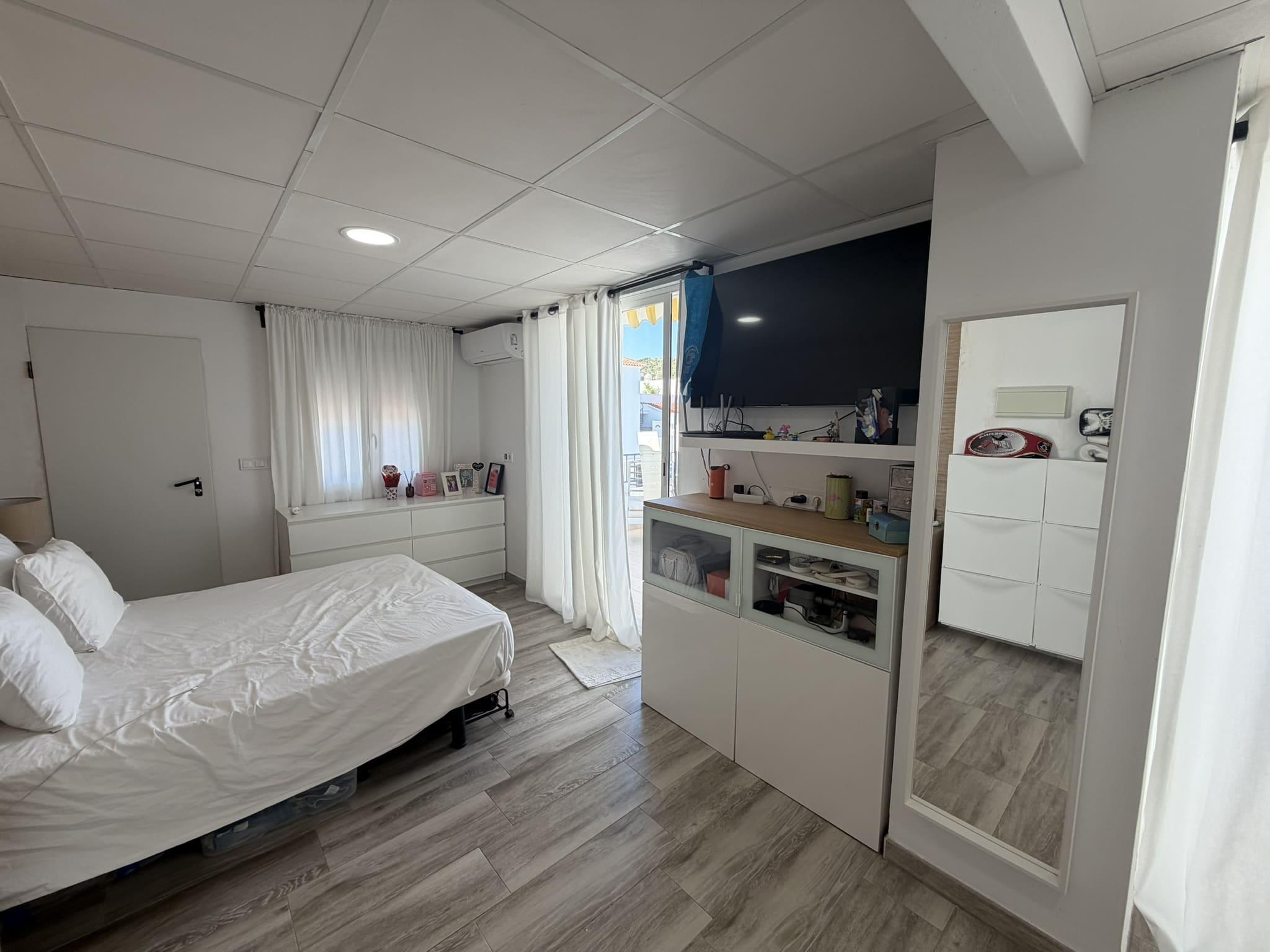 Imagen 16 Casa Adosada en venta en Benalmádena / Santángelo norte, cerca de la a-7