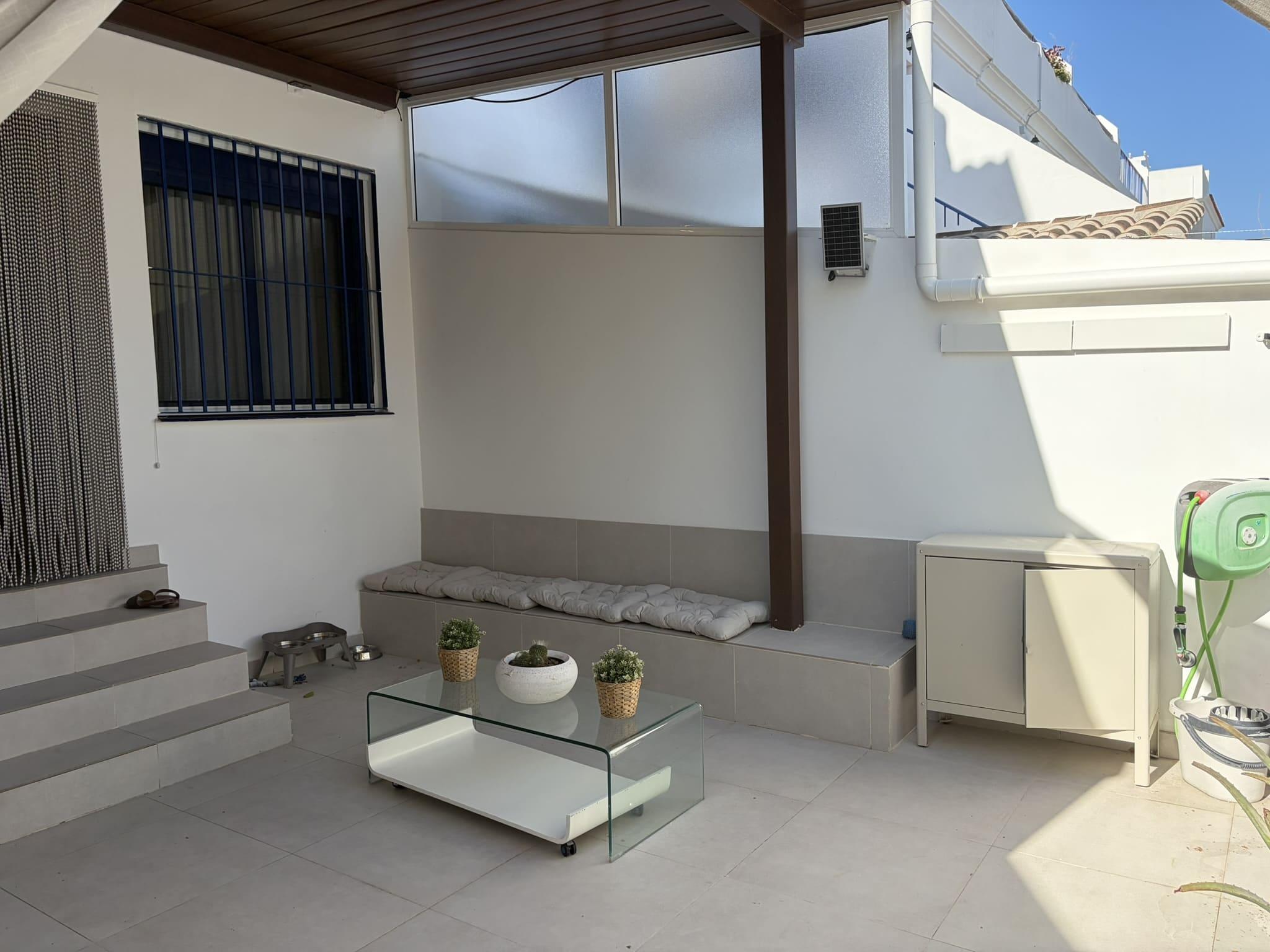 Imagen 2 Casa Adosada en venta en Benalmádena / Santángelo norte, cerca de la a-7