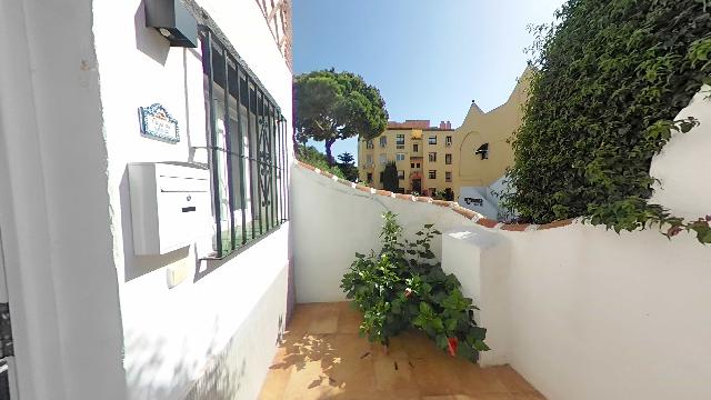 Imagen 3 Inmueble 305488 - Casa Adosada en venta en Mijas / Zona muy turística cerca de todos los servicios 