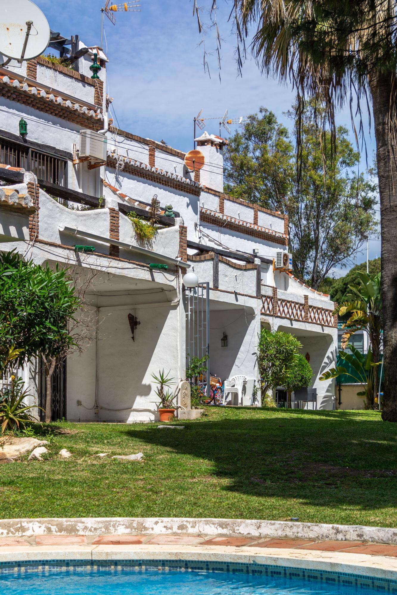 Imagen 54 Casa Adosada en venta en Mijas / Zona muy turística cerca de todos los servicios 