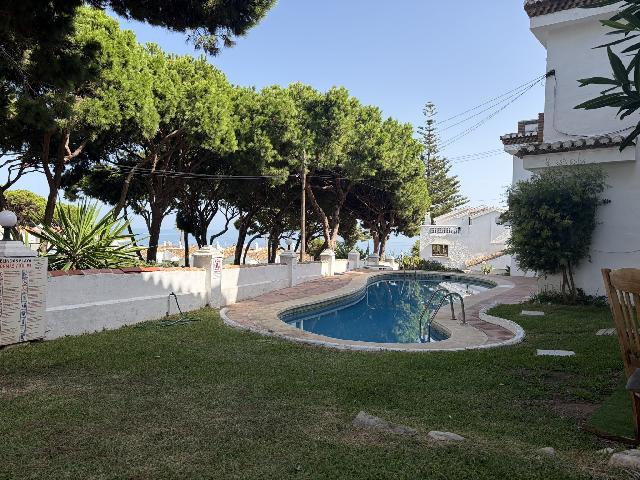 Imagen 15 Inmueble 305488 - Casa Adosada en venta en Mijas / Zona muy turística cerca de todos los servicios 