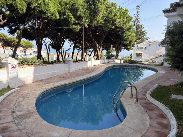 Imagen 2 Inmueble 305488 - Casa Adosada en venta en Mijas / Zona muy turística cerca de todos los servicios 