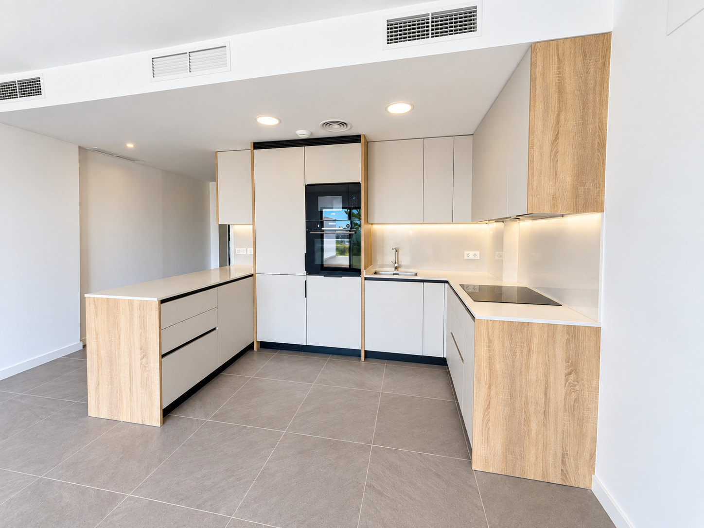Imagen 6 Planta Baja en venta en Mijas / Urbanización privada, 10 min andando a tiendas y playa