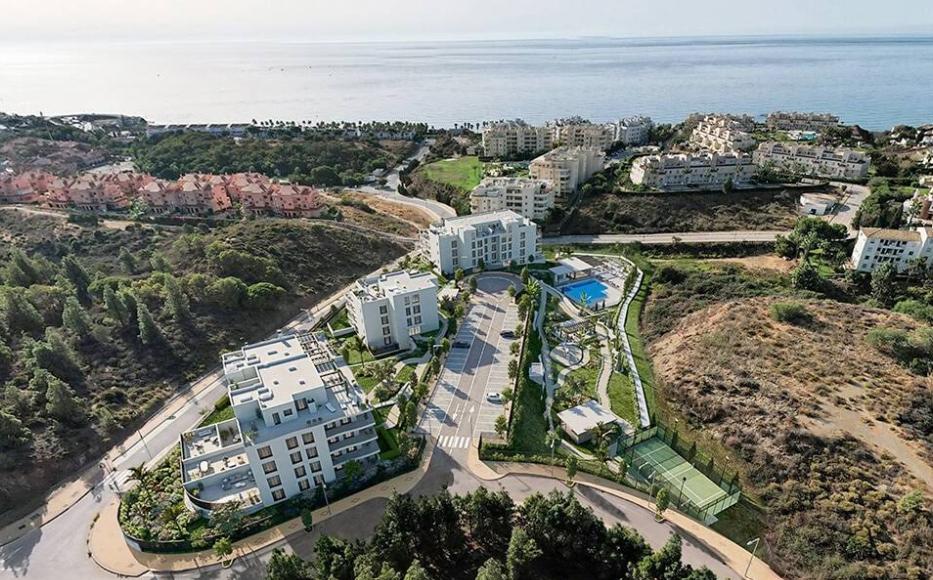 Imagen 3 Planta Baja en venta en Mijas / Urbanización privada, 10 min andando a tiendas y playa