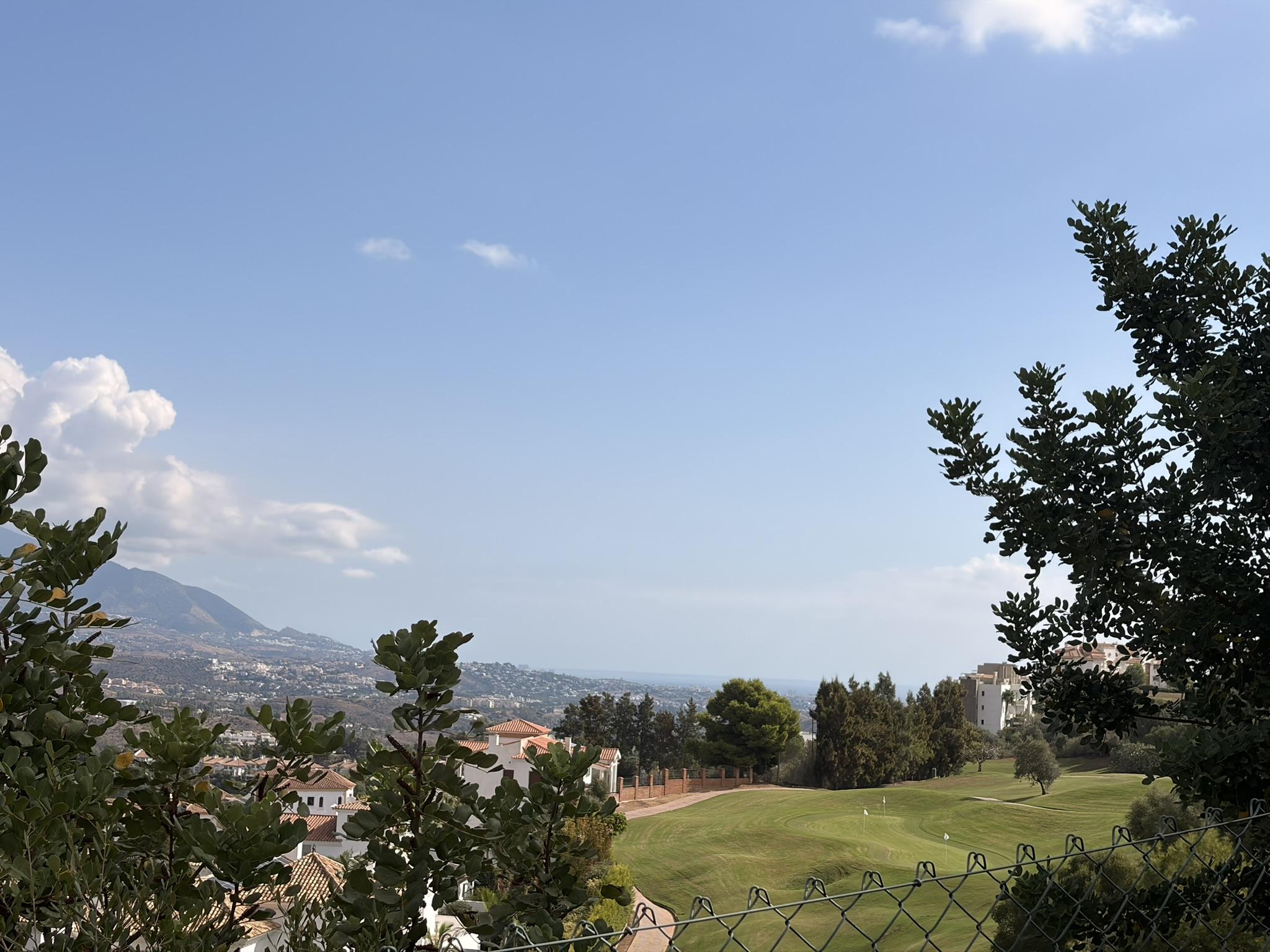 Imagen 23 Casa Adosada en venta en Mijas / La Cala Golf Resort, Mijas Costa, zona de golf
