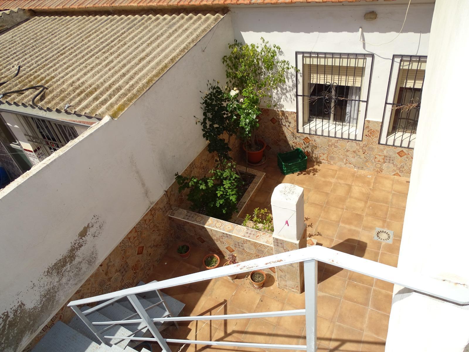 Imagen 10 Casa Pareada en venta en Campos Del Río / Zona tranquila, cerca del parque la estacion