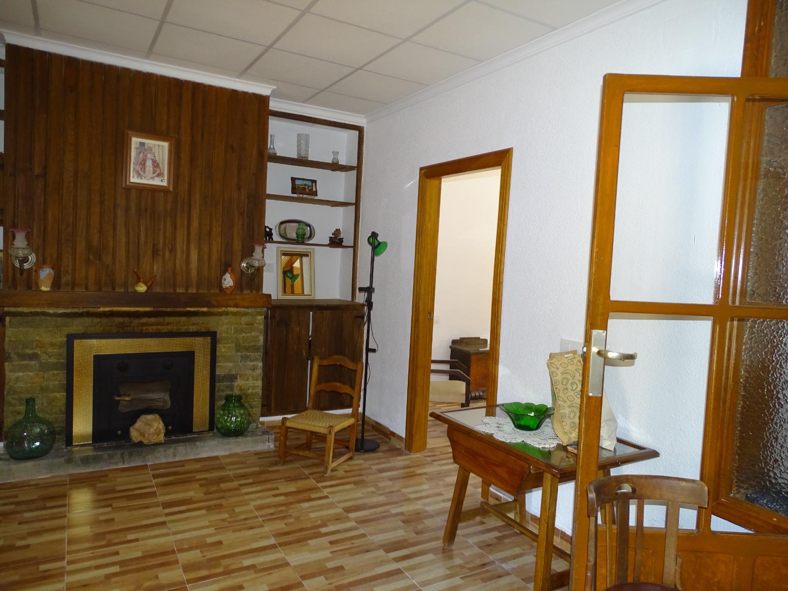 Imagen 3 Casa Pareada en venta en Campos Del Río / Frente a la Iglesia Nueva