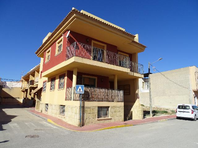 Imagen 1 Inmueble 306236 - Casa Aislada en venta en Campos Del Río / Cerca de la iglesia nueva