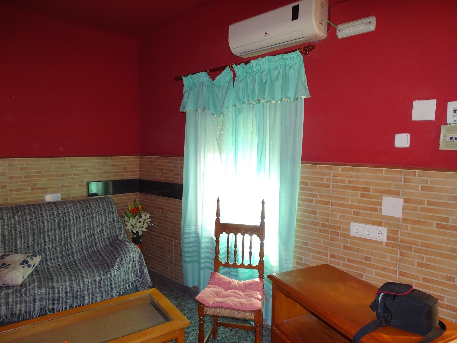 Imagen 3 Casa Aislada en venta en Campos Del Río / En el centro del pueblo