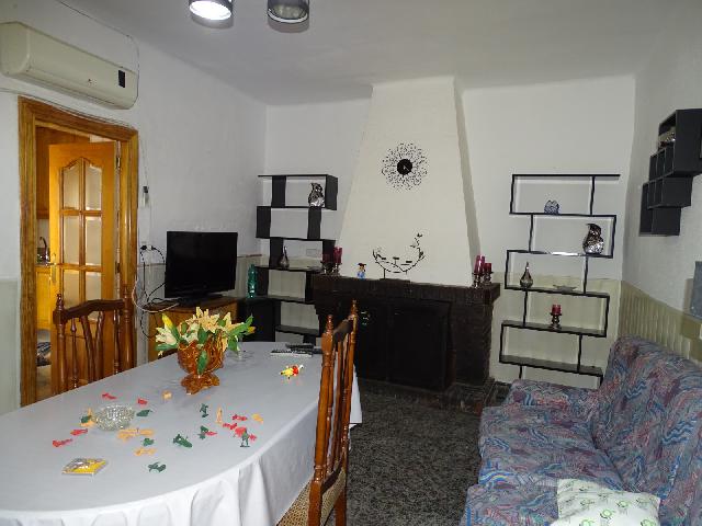 Imagen 8 Inmueble 306245 - Casa Aislada en venta en Campos Del Río / En el centro del pueblo