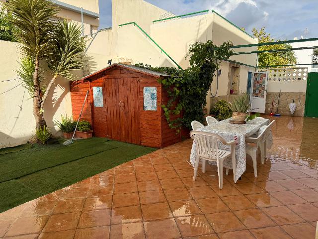 Imagen 1 Inmueble 298668 - Casa Adosada en venta en Sant Josep De Sa Talaia / Casa adosada de 2 plantas en Playa d´en...