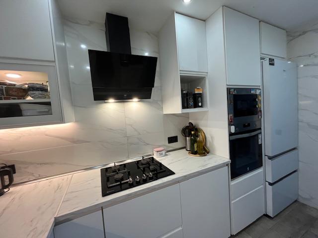 Imagen 5 Inmueble 298832 - Piso en venta en Palma / Piso 3hab., cocina y baño recién reformados. Ascensor. 