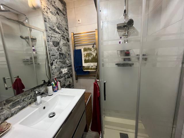 Imagen 8 Inmueble 298832 - Piso en venta en Palma / Piso 3hab., cocina y baño recién reformados. Ascensor. 