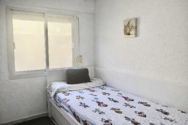 Imagen 21 Inmueble 298832 - Piso en venta en Palma / Piso 3hab., cocina y baño recién reformados. Ascensor. 