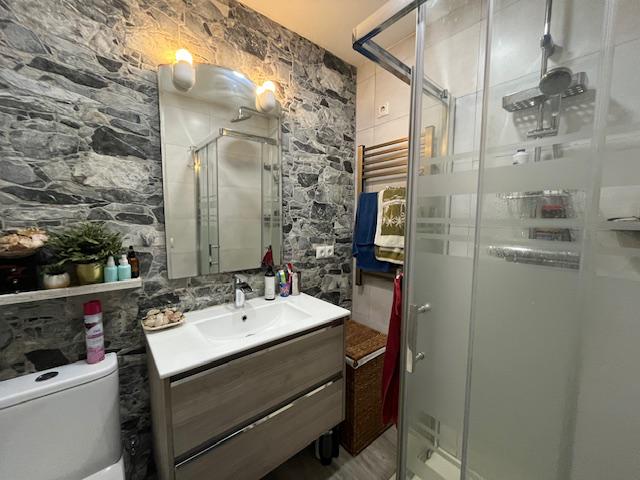 Imagen 11 Inmueble 298832 - Piso en venta en Palma / Piso 3hab., cocina y baño recién reformados. Ascensor. 