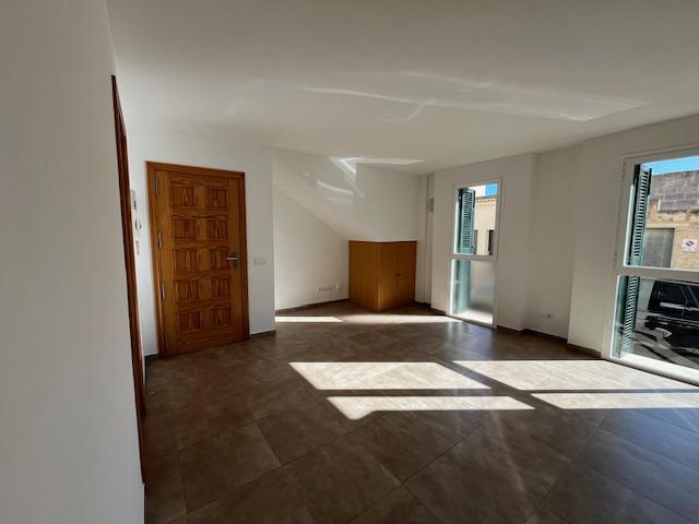 Imagen 2 Inmueble 299646 - Planta Baja en venta en Campos / Acogedor piso en Planta baja en finca de 2006