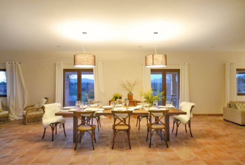 Imagen 10 Casa Adosada en venta en Santanyí / Finca elegante con planta fotovolcaica en Santanyi