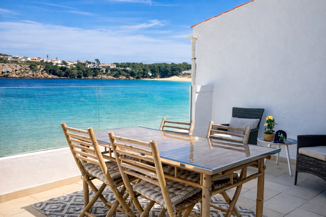 Imagen 9 Inmueble 302407 - Casa Adosada en venta en Mercadal (Es) / S´Arenal  d´en Castell en  1ª limea de Mar , premium 