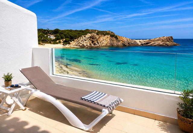 Imagen 2 Casa Adosada en venta en Maó / S´Arenal  d´en Castell en  1ª limea de Mar , premium 