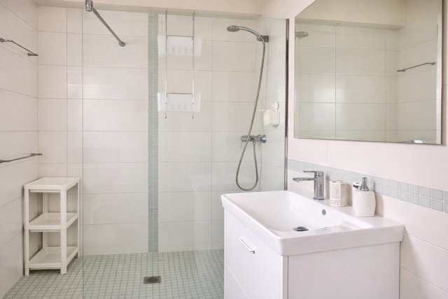 Imagen 12 Inmueble 302407 - Casa Adosada en venta en Mercadal (Es) / S´Arenal  d´en Castell en  1ª limea de Mar , premium 