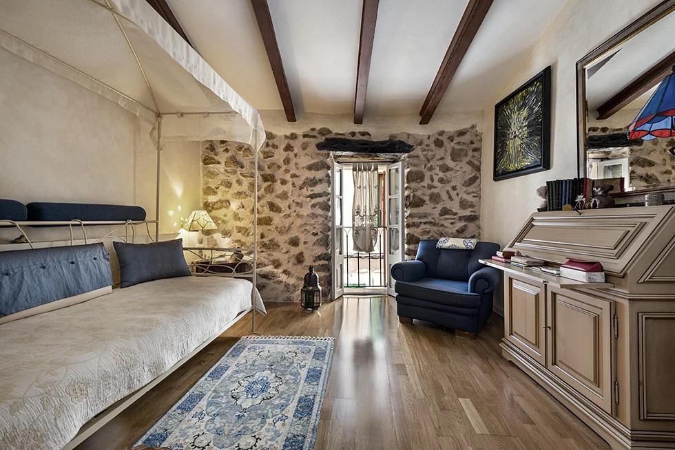 Imagen 2 Casa Aislada en venta en Alaró / Casa independiente en Villa de Alaró de tres plantas