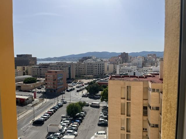 Imagen 7 Piso en venta en Palma / Cerca del  Palacio de Congresos y vistas a la Bahia 