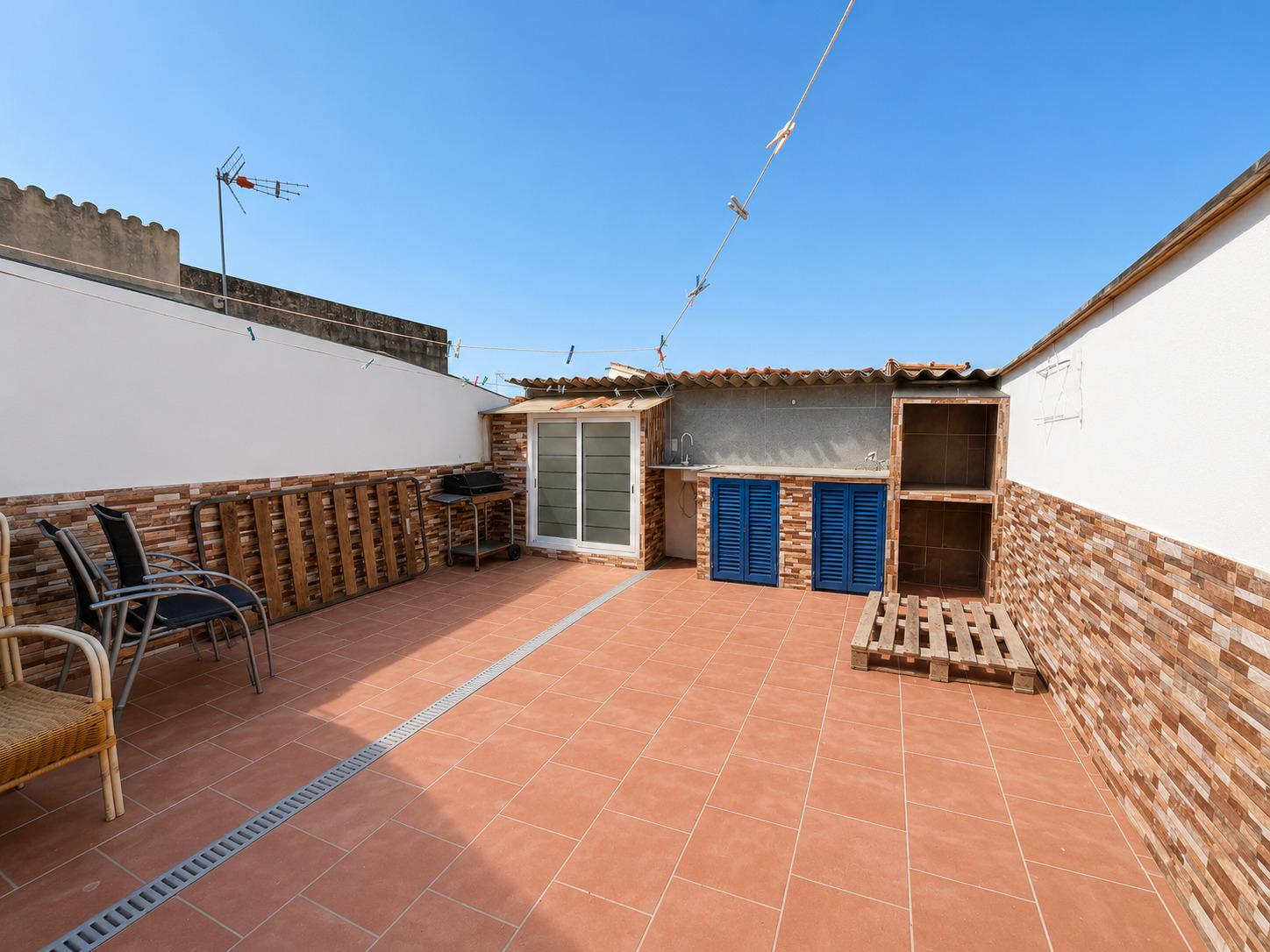Imagen 18 Casa Adosada en venta en Muro / Muro, cerca de la Plaza de Toros