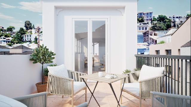 Imagen 1 Inmueble 305998 - Ático en venta en Granada / Azacayas - Gran Via - Centro  Hstórico