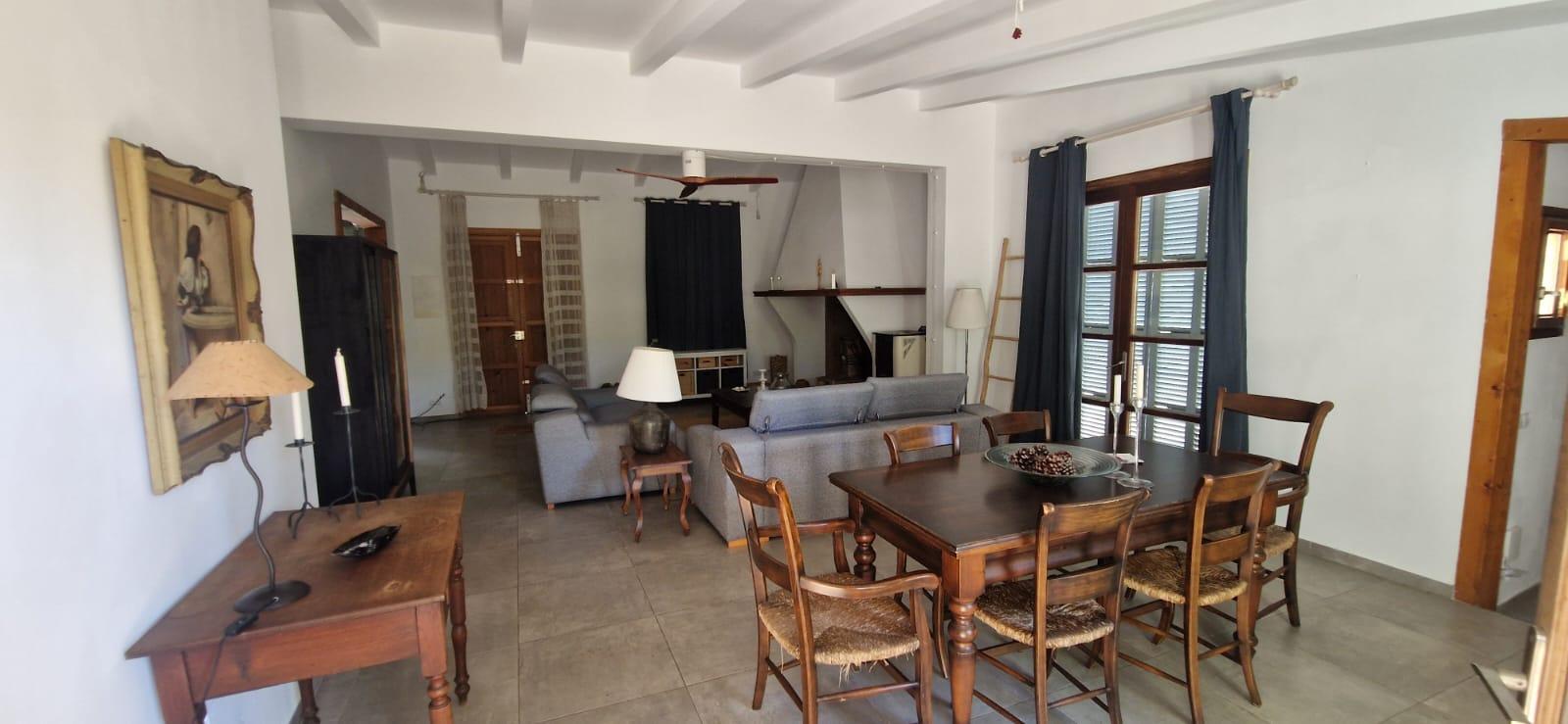 Imagen 4 Casa Rústica en venta en Manacor / Finca con encanto a pocos minutos de Manacor