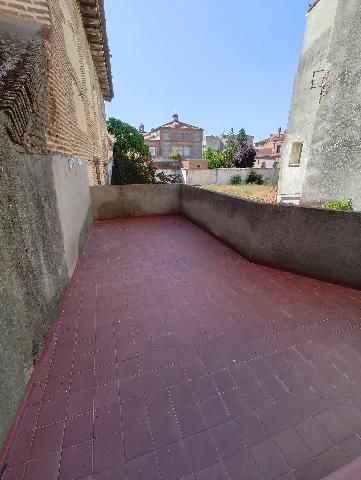 Imagen 1 Inmueble 304316 - Piso en venta en Medina Del Campo / Vivienda ubicada en la Plaza Mayor de la localidad
