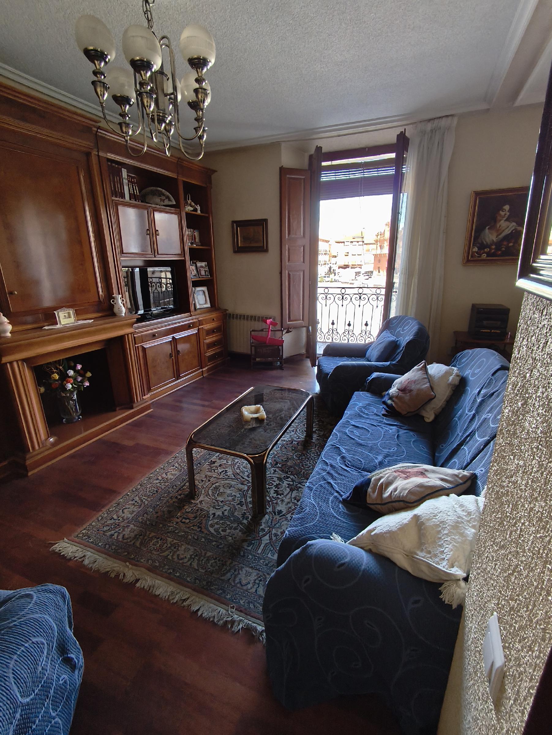 Imagen 6 Piso en venta en Medina Del Campo / Vivienda ubicada en la Plaza Mayor de la localidad