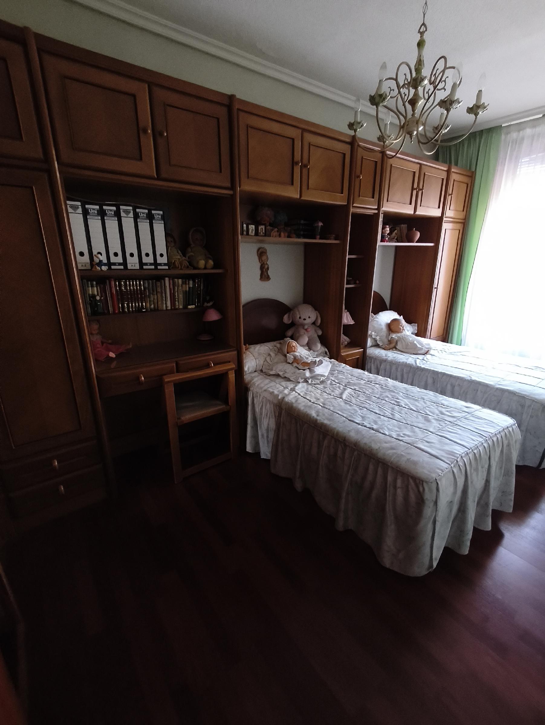 Imagen 9 Piso en venta en Medina Del Campo / Vivienda ubicada en la Plaza Mayor de la localidad