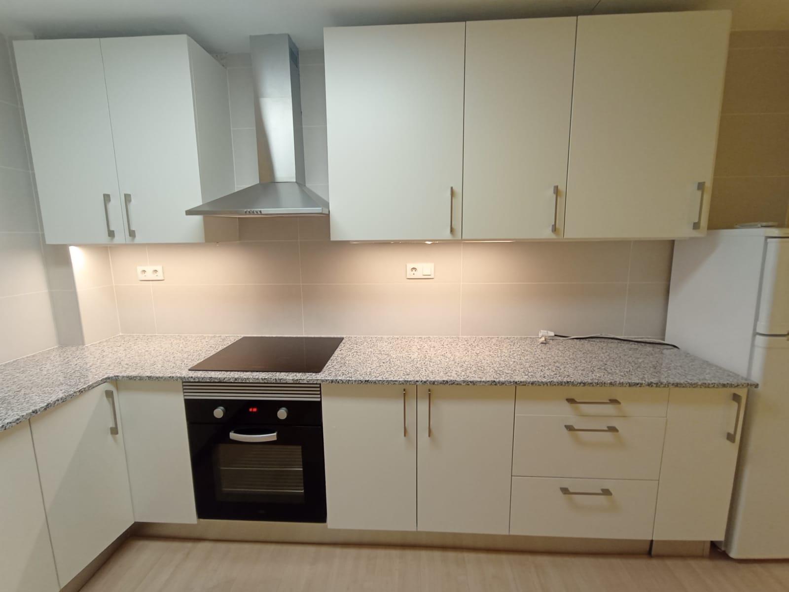 Imagen 6 Piso en alquiler en Tarragona / Frente Monument dels Castellers en Rambla Nova