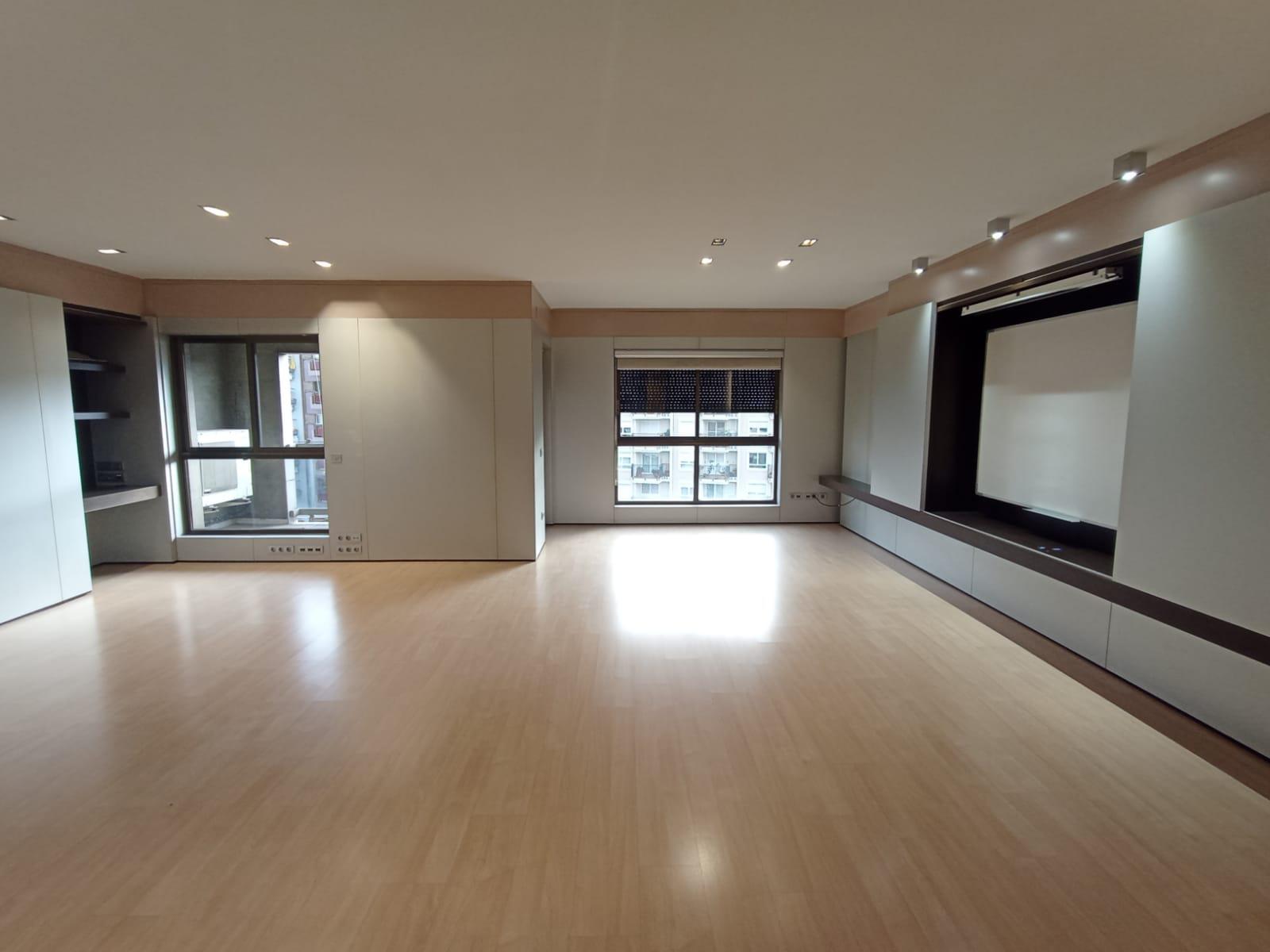 Imagen 1 Piso en alquiler en Tarragona / Frente Monument dels Castellers en Rambla Nova