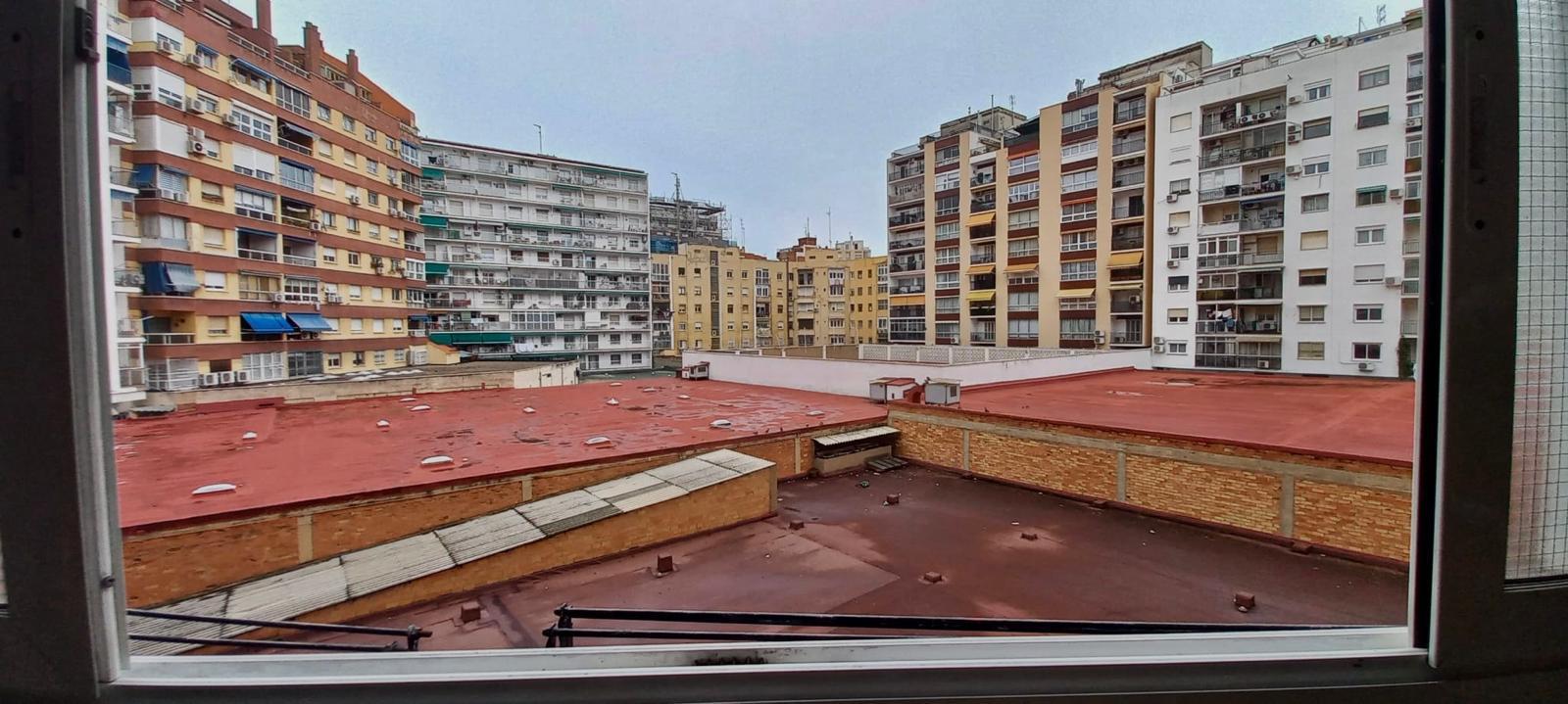 Imagen 5 Piso en venta en Tarragona / Pere Martell, entre Ramon i Cajal y Higini Anglès