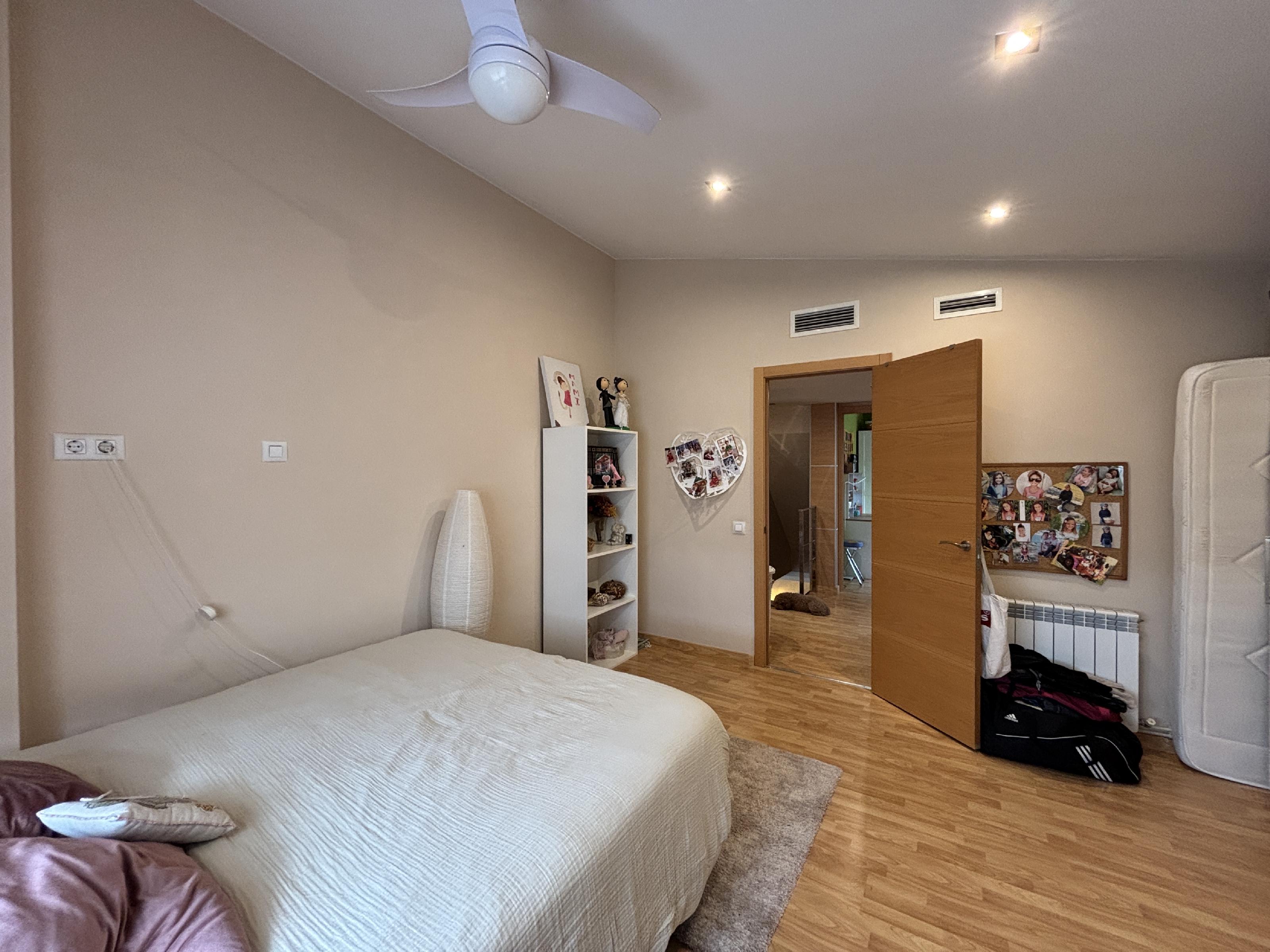 Imagen 29 Piso en venta en Pallaresos Els / Cerca de Centre mèdic Pallaresos i Cafeteria l´Espiga 