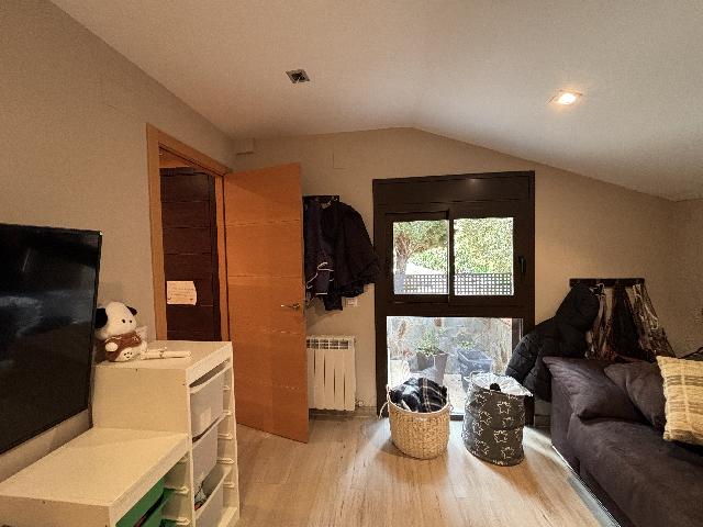 Imagen 10 Inmueble 301190 - Piso en venta en Pallaresos (Els) / Cerca de Centre mèdic Pallaresos i Cafeteria l´Espiga 