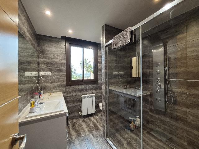 Imagen 24 Inmueble 301190 - Casa en venta en Pallaresos (Els) / Cerca de Centre mèdic Pallaresos i Cafeteria l´Espiga 